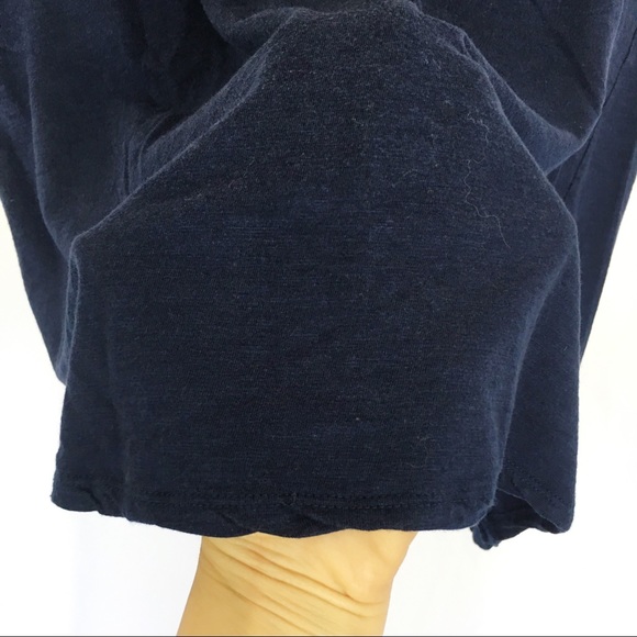 Torrid navy blue lace detail t-shirt size 1 - Picture 4 of 7